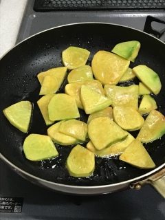 �F����