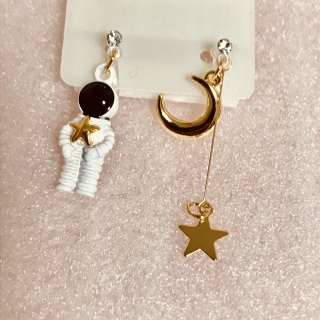 🛸